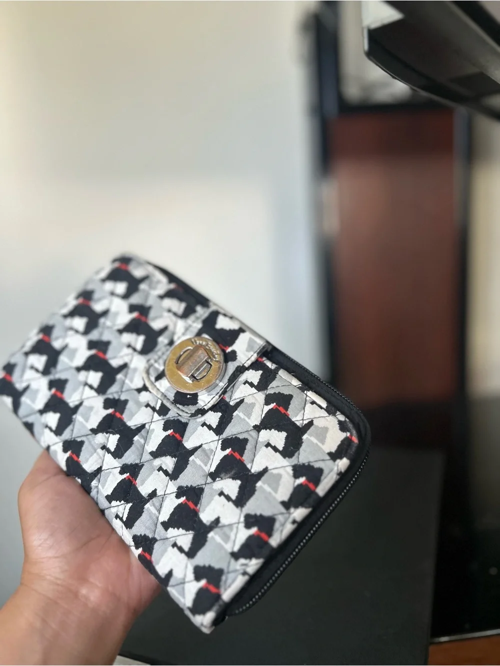 vera bradley Quilted Black & White Pattern Phone Wallet Case